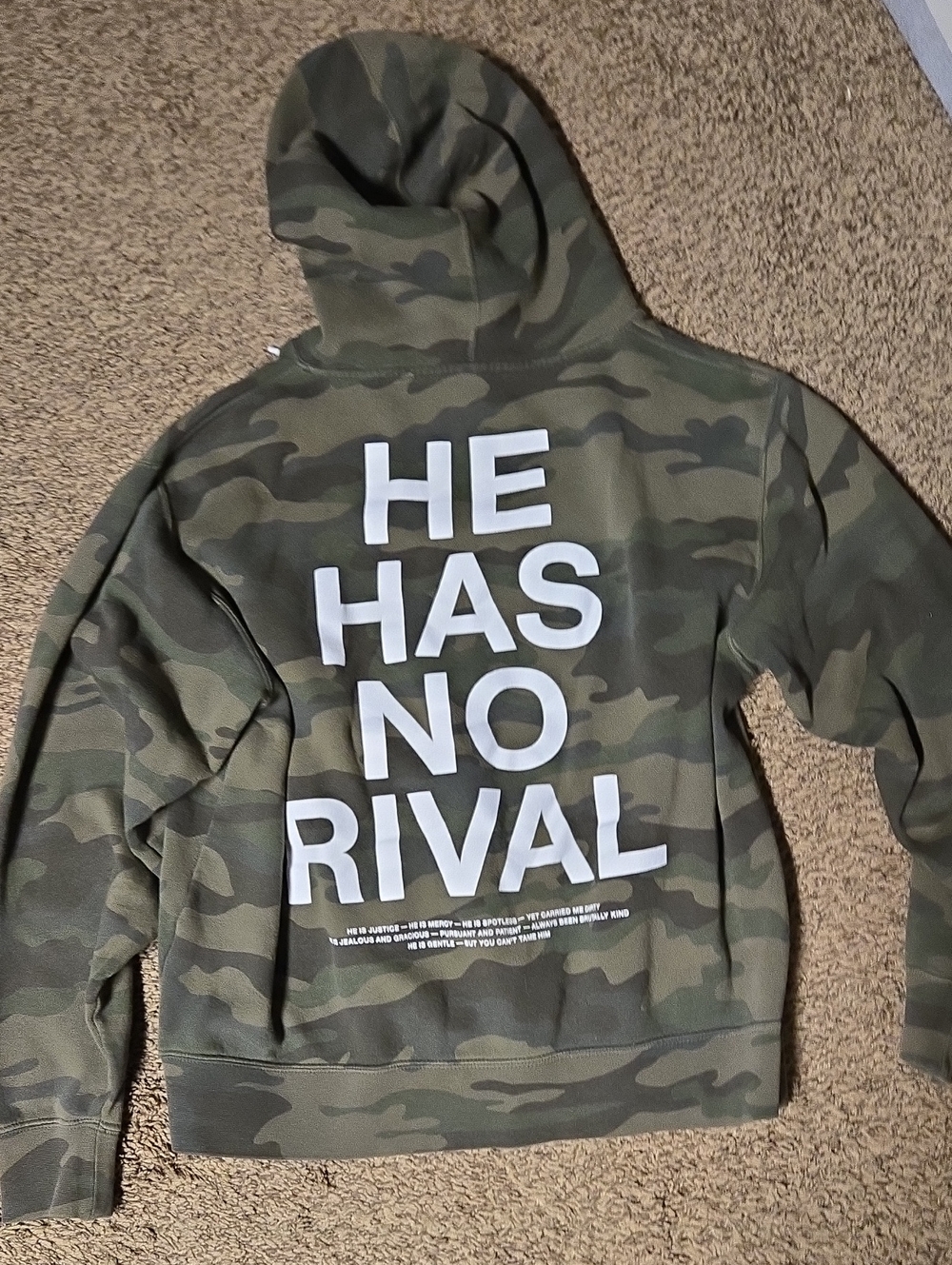 Camouflage Graphic Hoodie Sweatshirt - Green Camo HE HAS NO RIVAL
